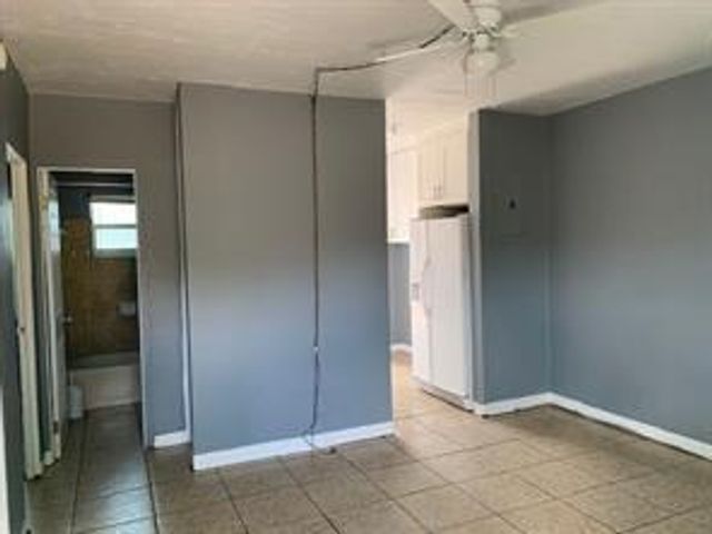 911 NW 12th Avenue 1-2, Fort Lauderdale, FL 33311