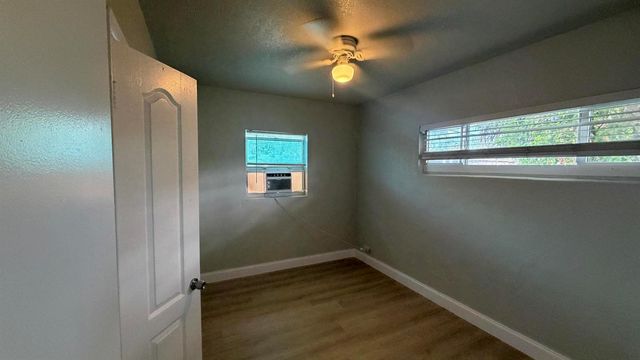 911 NW 12th Avenue 1-2, Fort Lauderdale, FL 33311