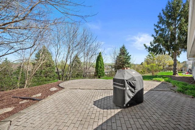W143N9702 Amber DRIVE, Germantown, WI 53022