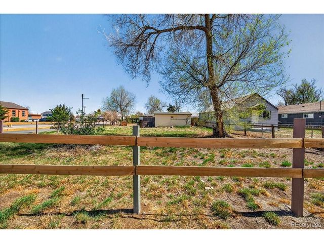 3880 W Ohio Ave, Denver, CO 80219