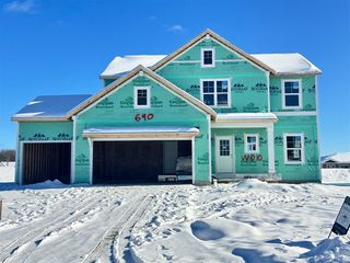 690 Lincoln Lawns Drive, Grand Rapids, MI 49534