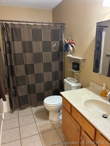 1041 Rabbit Lane, Madison, IN 47250