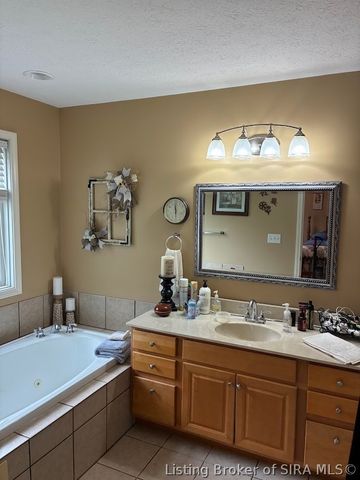 1041 Rabbit Lane, Madison, IN 47250