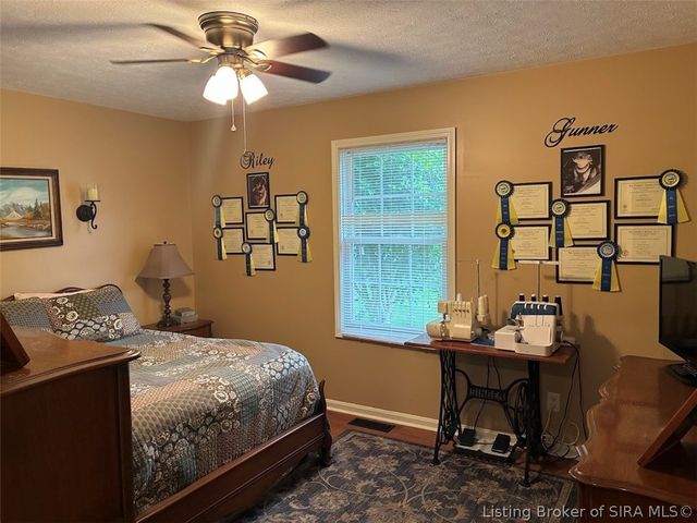 1041 Rabbit Lane, Madison, IN 47250