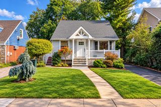 2469 Fortesque Avenue, Oceanside, NY 11572