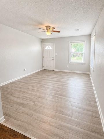501 Showalter Drive, Midwest City, OK 73110