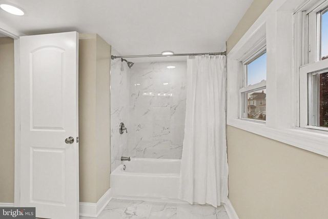 125 LESLIE AVE, Baltimore, MD 21236