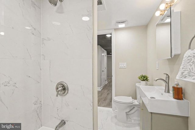 125 LESLIE AVE, Baltimore, MD 21236