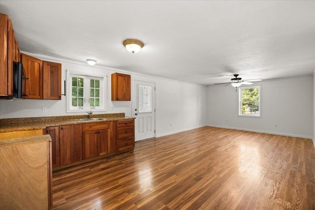 20 Worcester Street, Taunton, MA 02780