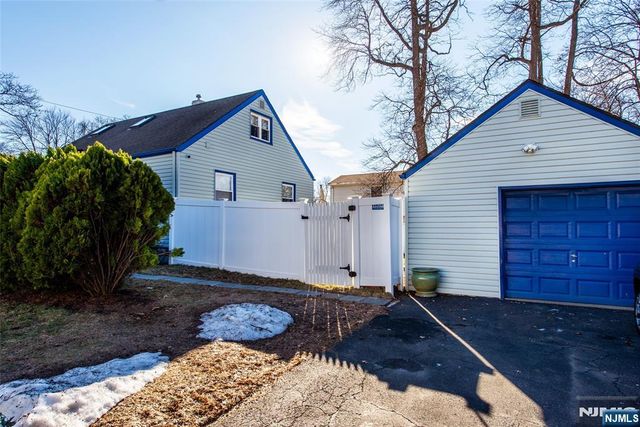 175 Hillside Avenue, Bergenfield, NJ 07621