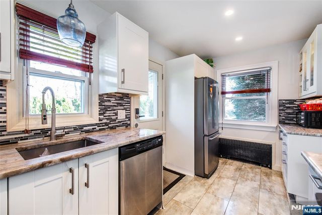 175 Hillside Avenue, Bergenfield, NJ 07621