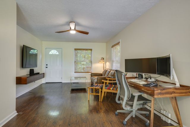 1036 Street Rd, Kingston Springs, TN 37082