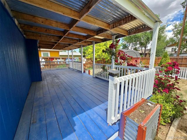 110 Dahlia Street, Hudson, CO 80642