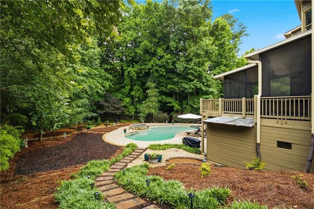 417 Battlefield Creek Drive, Marietta, GA 30064