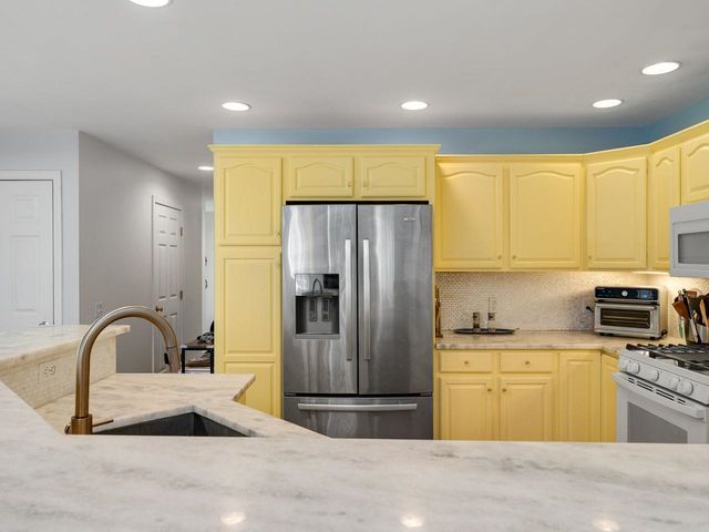 31 Audry Lane, Westford, VT 05494