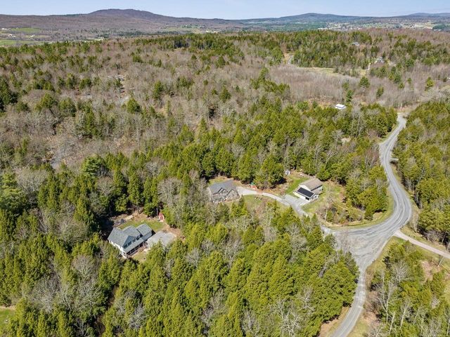 31 Audry Lane, Westford, VT 05494