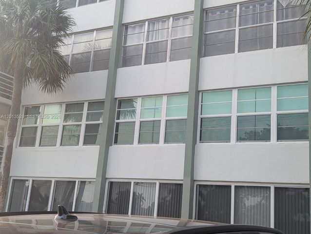 2741 Taft St 203, Hollywood, FL 33020