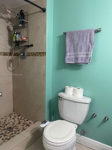 2741 Taft St 203, Hollywood, FL 33020