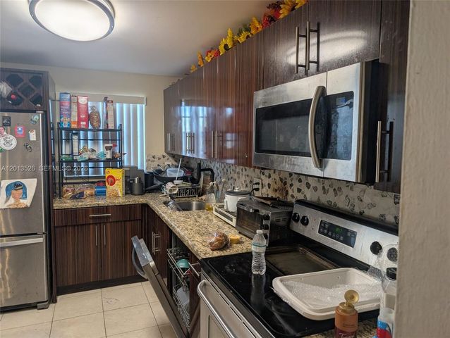 2741 Taft St 203, Hollywood, FL 33020