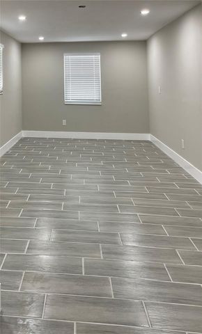 2919 E COLUMBUS DRIVE, Tampa, FL 33605