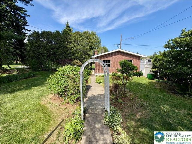 1731 Chapel Avenue, Allentown City, PA 18103