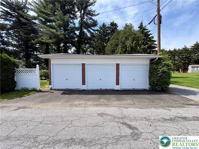 1731 Chapel Avenue, Allentown City, PA 18103