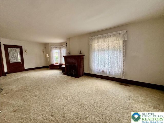 1731 Chapel Avenue, Allentown City, PA 18103
