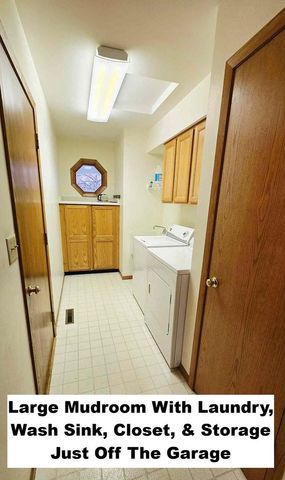 1926 Blue Mounds Street, Black Earth, WI 53515