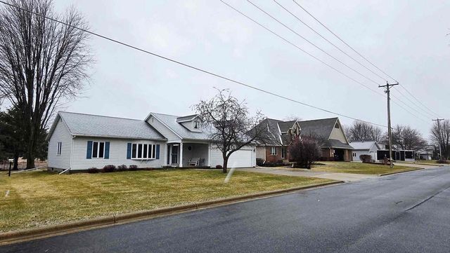 1926 Blue Mounds Street, Black Earth, WI 53515