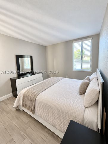 1885 W 56th St 110, Hialeah, FL 33012