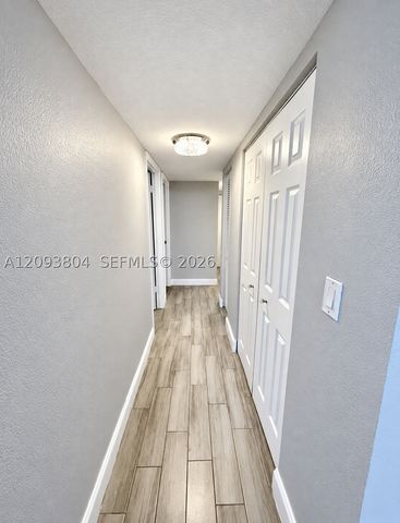 1885 W 56th St 110, Hialeah, FL 33012