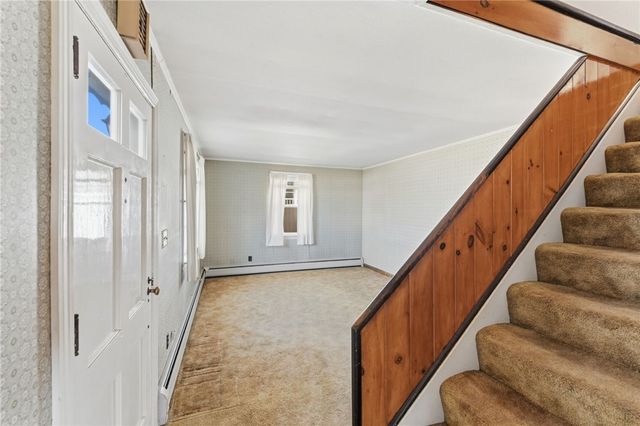 528 Metacom Avenue, Bristol, RI 02809