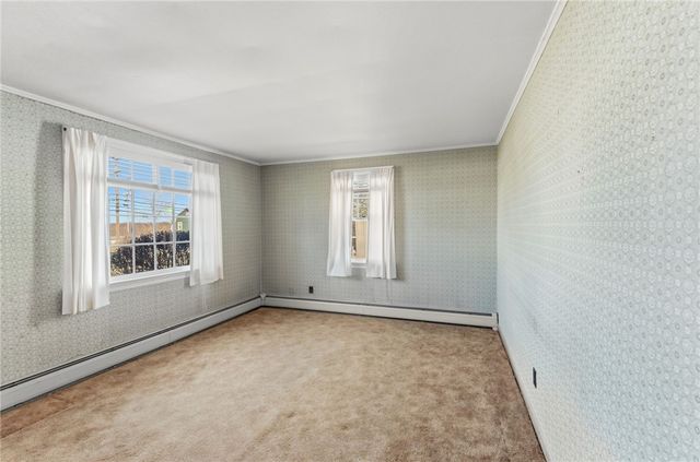 528 Metacom Avenue, Bristol, RI 02809