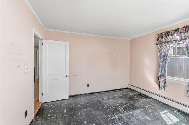 528 Metacom Avenue, Bristol, RI 02809