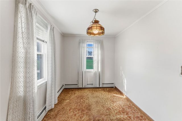 528 Metacom Avenue, Bristol, RI 02809