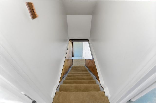 528 Metacom Avenue, Bristol, RI 02809