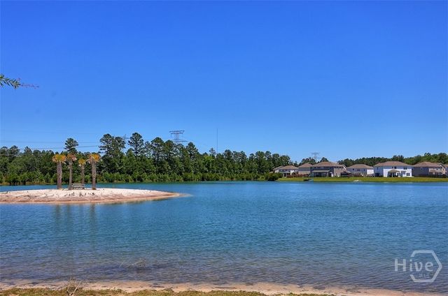 305 Coconut Drive, Bloomingdale, GA 31302