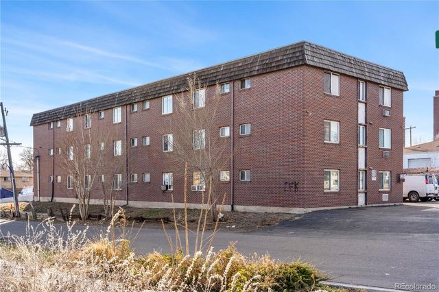 1100 S Quivas Street, Denver, CO 80223