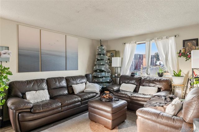 1100 S Quivas Street, Denver, CO 80223