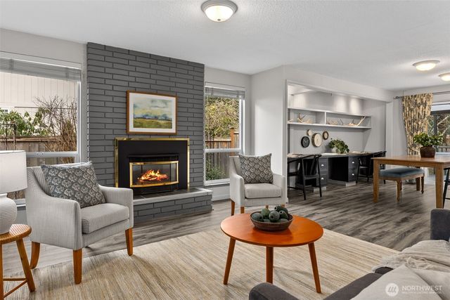 5905 Woodlake Drive W, University Place, WA 98467