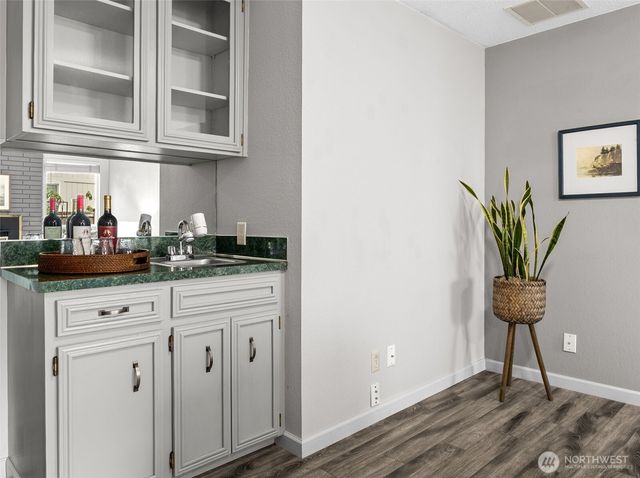 5905 Woodlake Drive W, University Place, WA 98467