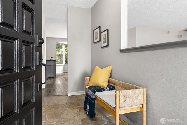 5905 Woodlake Drive W, University Place, WA 98467