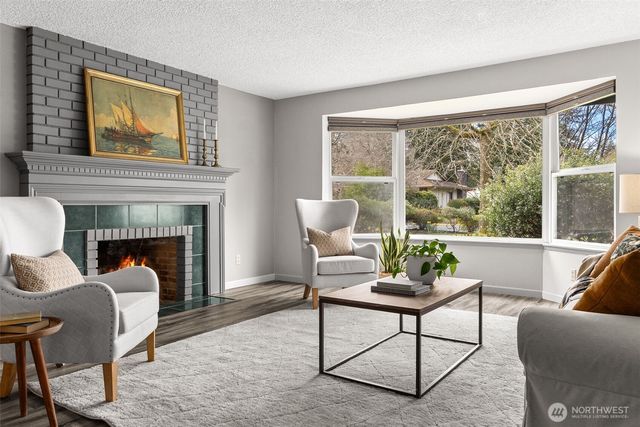 5905 Woodlake Drive W, University Place, WA 98467