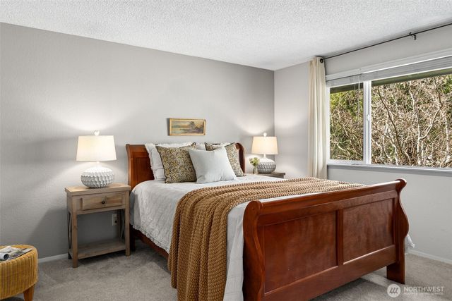 5905 Woodlake Drive W, University Place, WA 98467