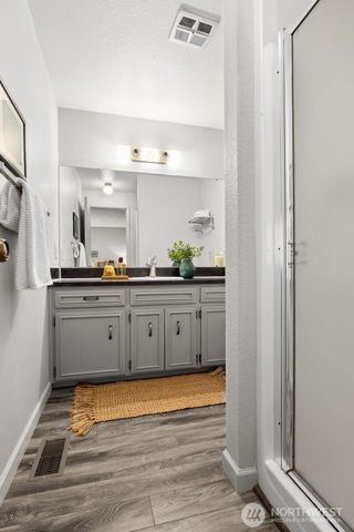 5905 Woodlake Drive W, University Place, WA 98467