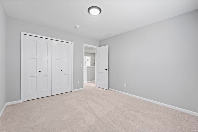 3842 Shadowood Lakes Trail, Fort Wayne, IN 46818