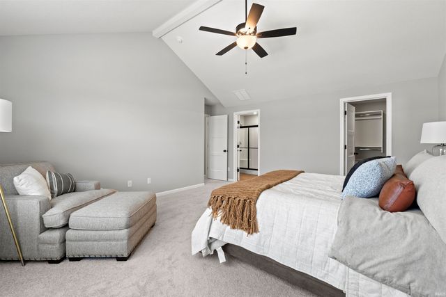 3842 Shadowood Lakes Trail, Fort Wayne, IN 46818