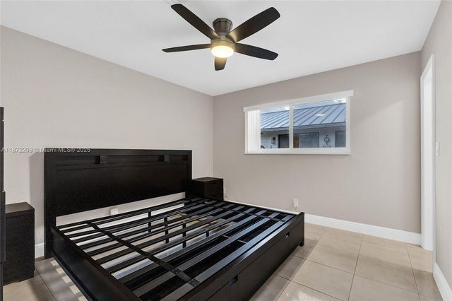 1015 W Las Olas Blvd 4, Fort Lauderdale, FL 33312