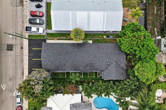 1015 W Las Olas Blvd 4, Fort Lauderdale, FL 33312