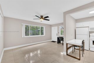 1015 W Las Olas Blvd 4, Fort Lauderdale, FL 33312